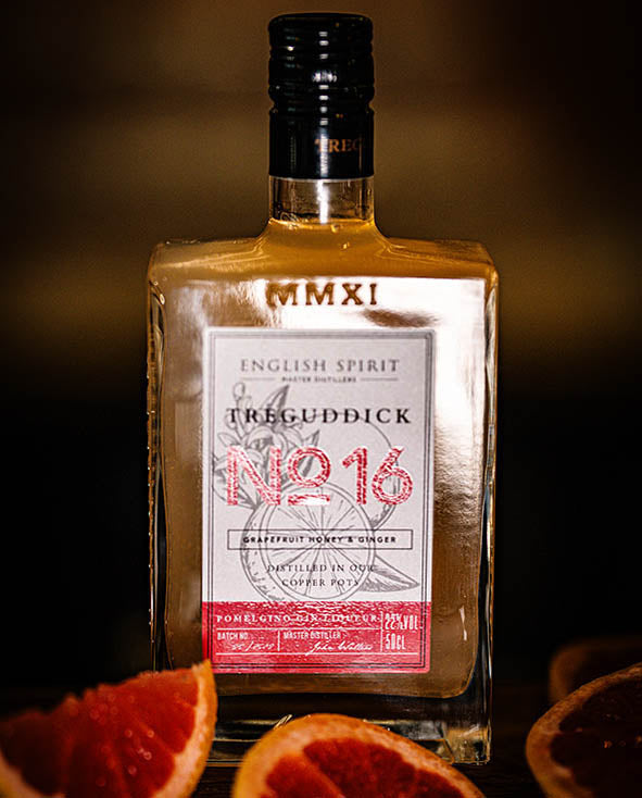 No.16 Pomelgino Gin Liqueur with Grapefruit & Ginger